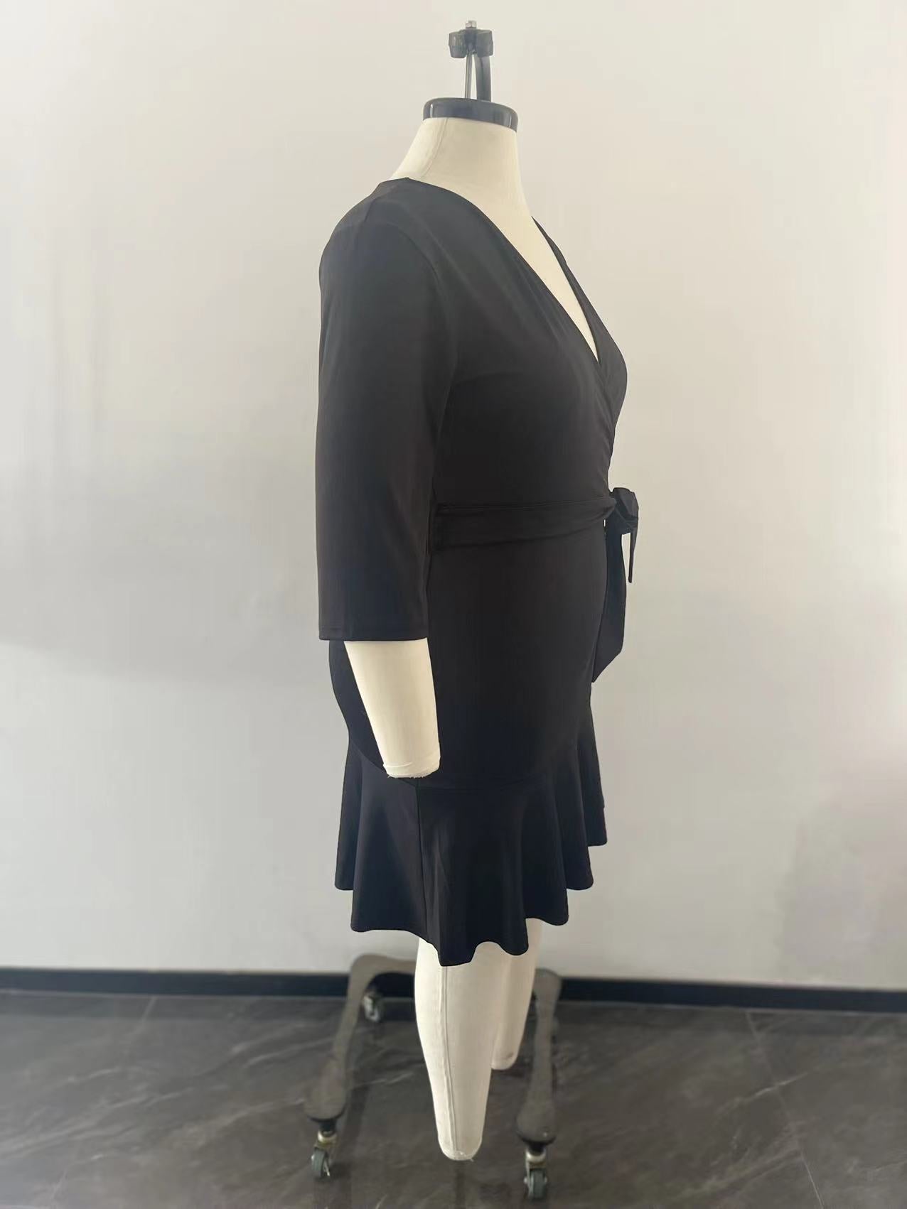 Sexy Plus Size 3/4 Sleeve Deep V Ruffle Dress