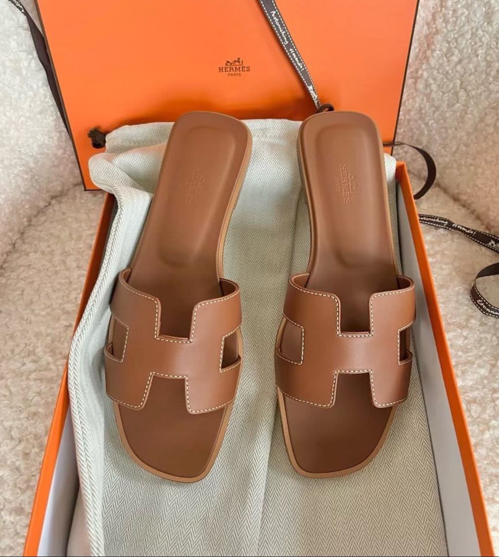 💕Hermes Oran Sandals Multiple Colors Are Available💕