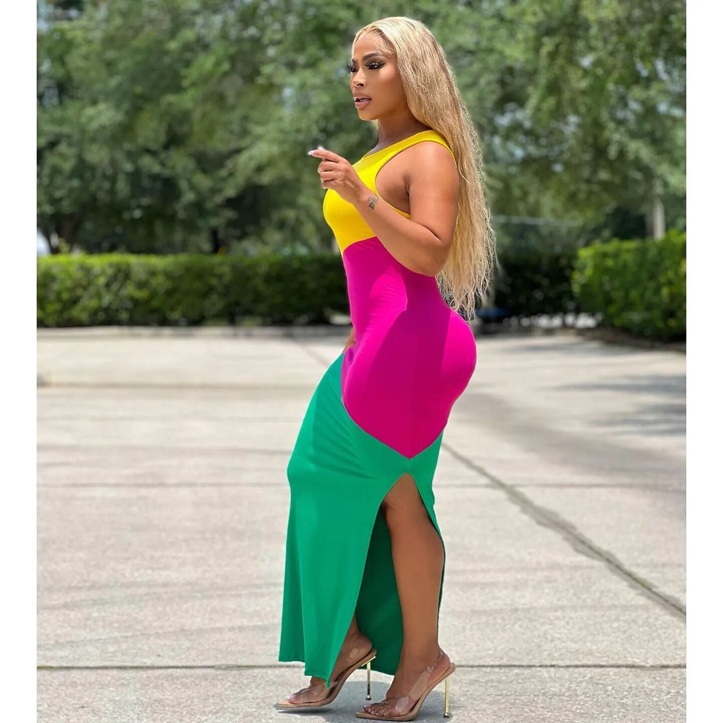 Sexy Contrast Color Sleeveless Split Long Dress