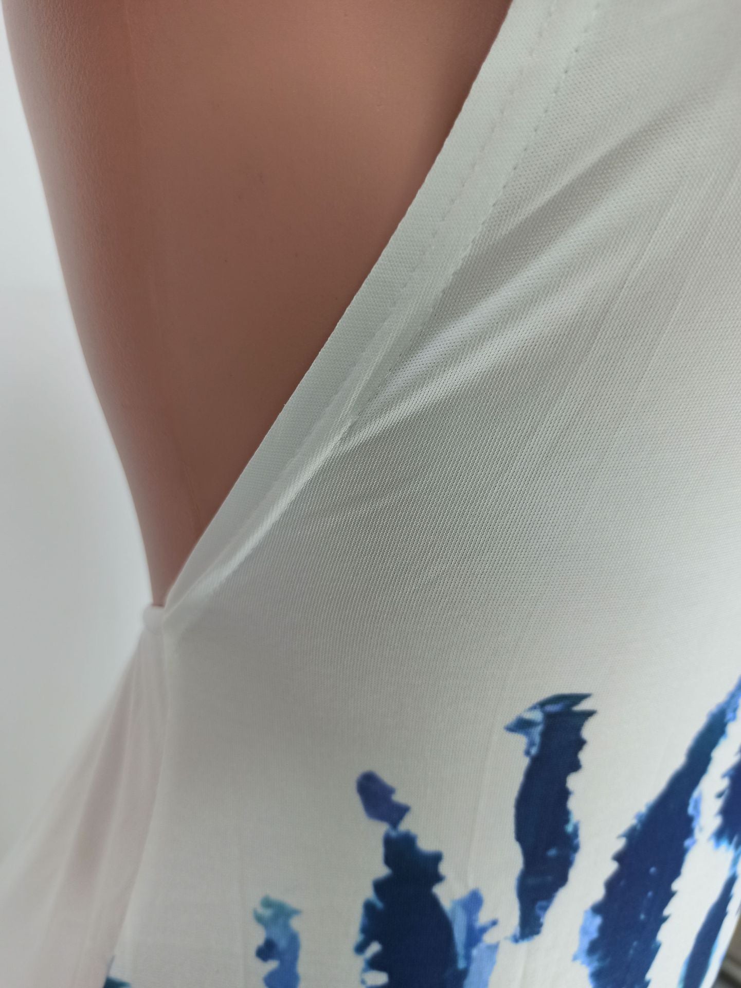 Sexy Sexy Printed V Neck Halter Maxi Dress